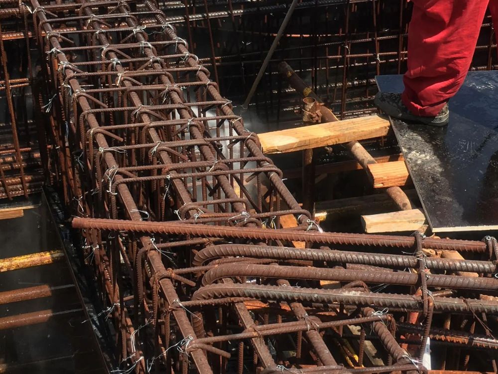 工地鋼筋生銹怎么辦？